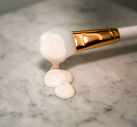 Silicone Brush For Applying Cream And Serum On The Face La Piel