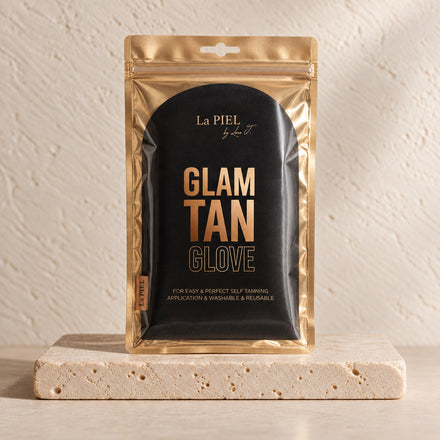 Self-tanning glove
