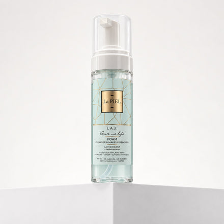 Cleansing foam and makeup remover