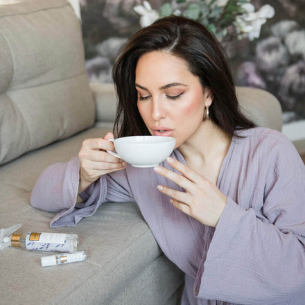 La PIEL Antistress Roll On Oil Relaxing Tea Routine