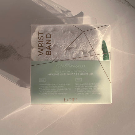La PIEL Face Washing Wristbands Package Product Lifestyle