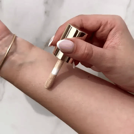 La PIEL Highlighter Oil Arm Application