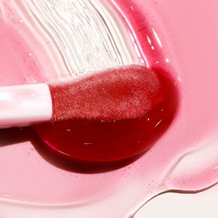 La PIEL Juicy Lips Strawberry Kiss Natural Lip Oil Texture Brush