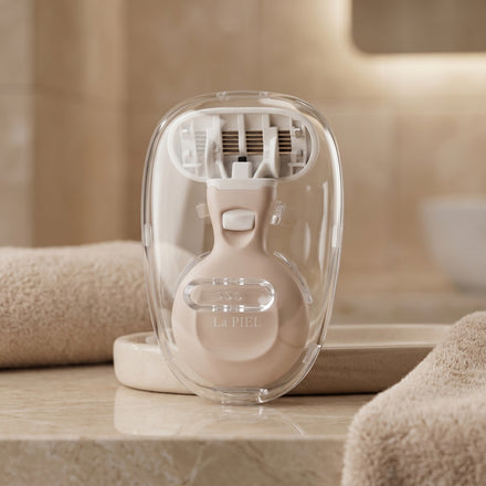 La PIEL Smooth Skin Razor Standing In Travel Case